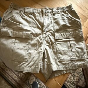 Cabelas Casual Tan Cargo Shorts for men